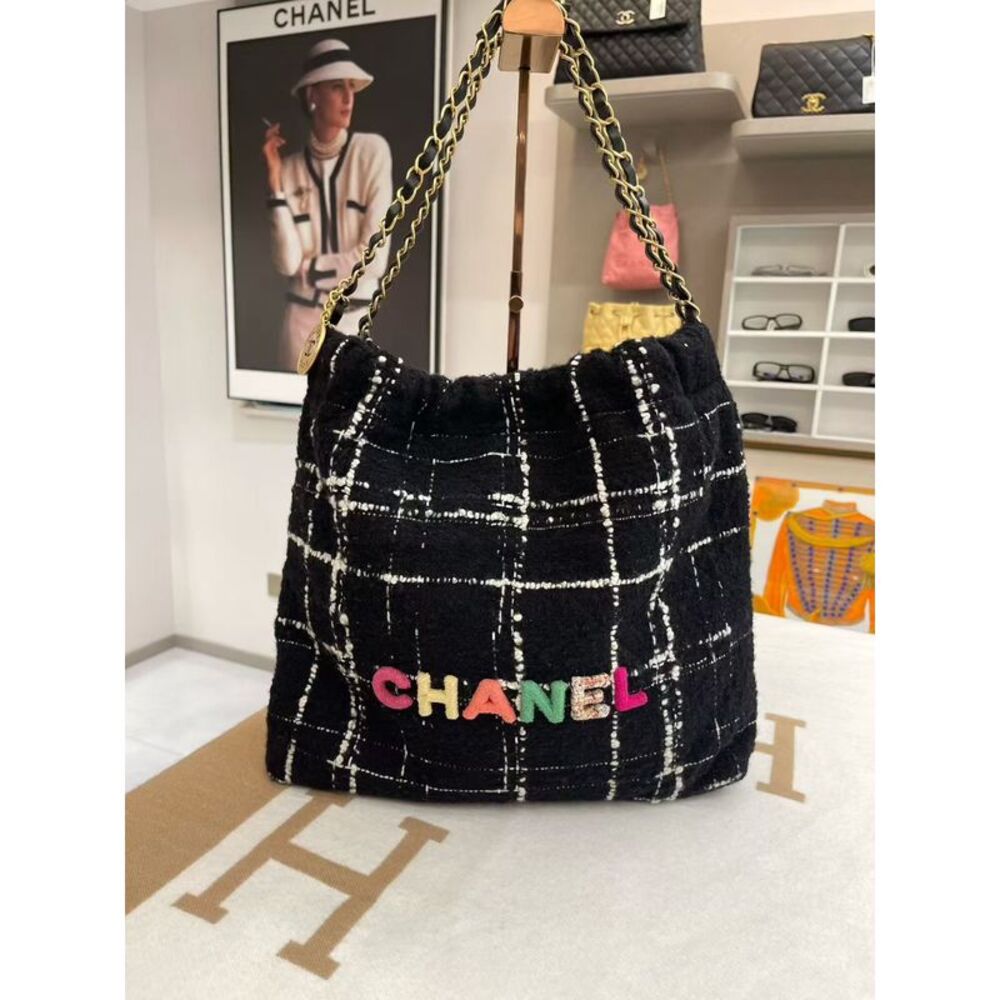 Chanel Women Pre-Loved Bag Very Good Condition